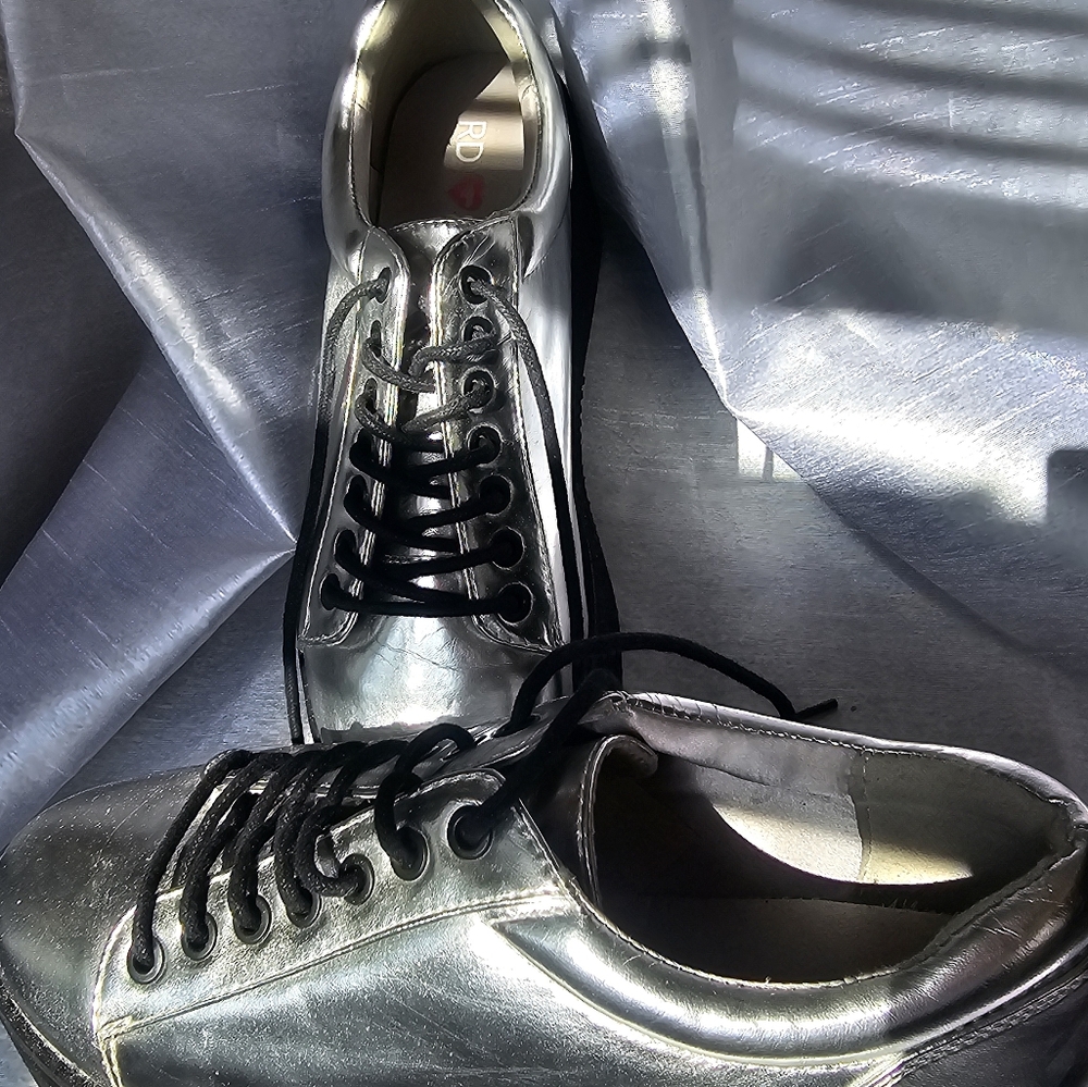 Rocket Dog - Acid Rock Little Gem --  Silver Platform.